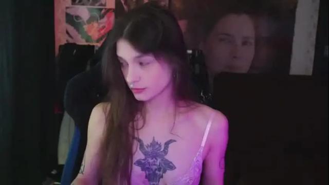 Image 10 of kerrie_crystal Stream on Chaturbate on 1 month ago