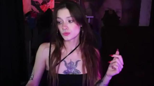 Image 4 of kerrie_crystal Stream on Chaturbate on 5 months ago