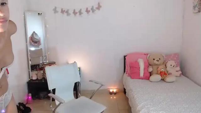 Image 2 of kesha_brooks Stream on Chaturbate on 15 months ago