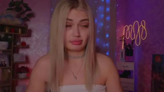 Image 2 of kessipreston Stream on Chaturbate on 16 months ago