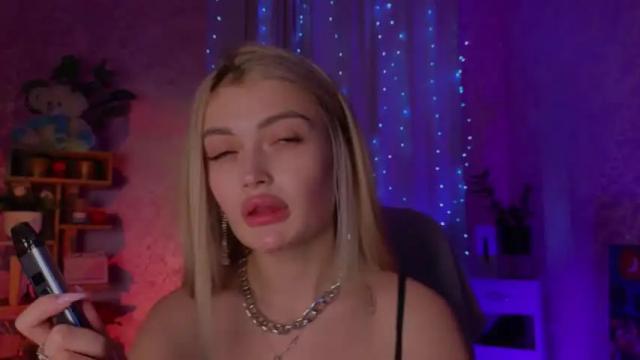 Image 7 of kessipreston Stream on Chaturbate on 16 months ago
