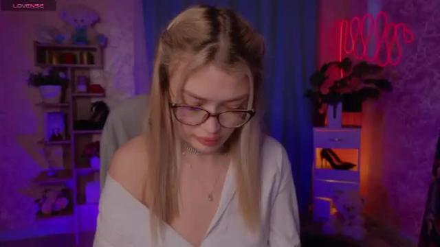 Image 10 of kessipreston Stream on Chaturbate on 15 months ago