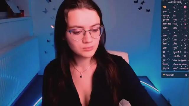 Image 4 of ketrin_pirsss Stream on Chaturbate on 1 month ago