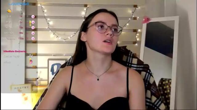 Image 2 of ketrin_pirsss Stream on Chaturbate on 4 months ago