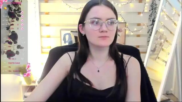 Image 2 of ketrin_pirsss Stream on Chaturbate on 23 days ago