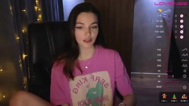 Image 2 of keyc_douson Stream on Chaturbate on 15 months ago