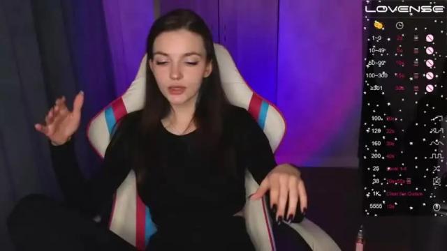 Image 7 of keyc_douson Stream on Chaturbate on 13 months ago
