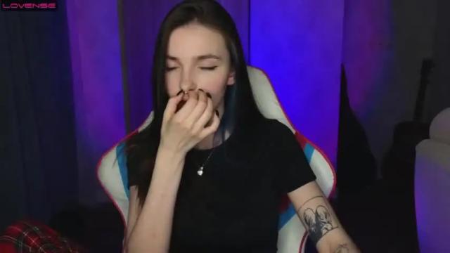 Image 7 of keyc_douson Stream on Chaturbate on 13 months ago