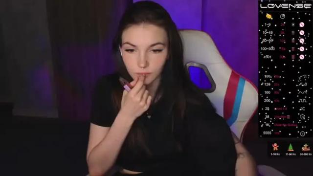 Image 8 of keyc_douson Stream on Chaturbate on 13 months ago