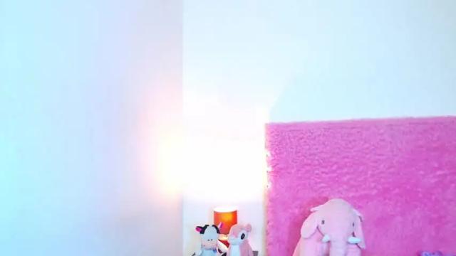 Image 11 of keyla_meyyer Stream on Chaturbate on 16 months ago