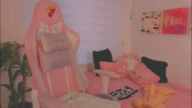 Image 3 of keyla_roberts_ Stream on Chaturbate on 2 months ago