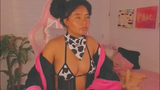 Image 7 of keyla_roberts_ Stream on Chaturbate on 2 months ago