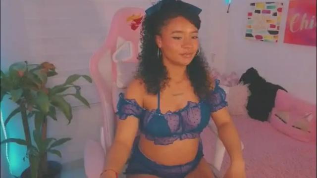 Image 8 of keyla_roberts_ Stream on Chaturbate on 2 months ago