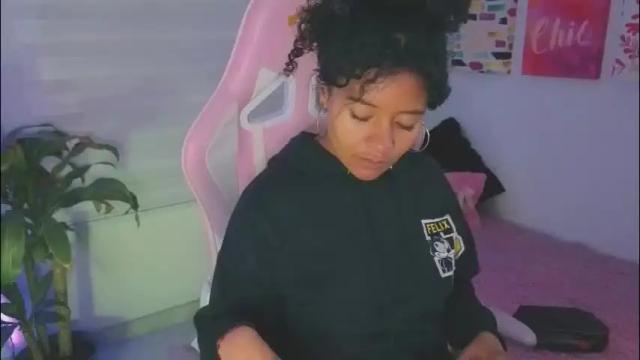 Thumbnail 1, keyla_roberts_'s Stream at Chaturbate, 1 month ago