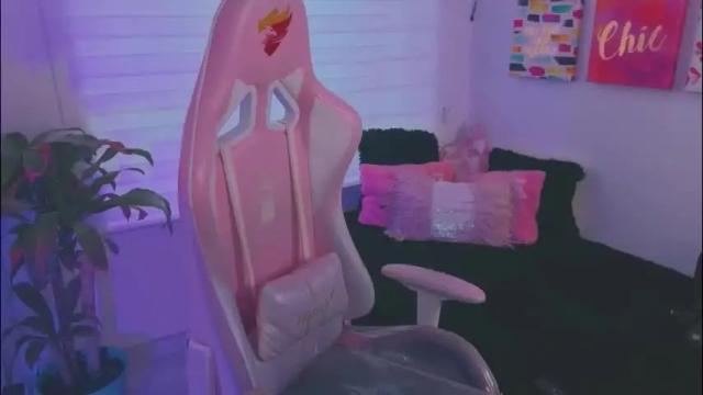 Thumbnail 2, keyla_roberts_'s Stream at Chaturbate, 1 month ago