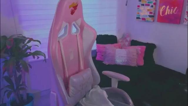Image 6 of keyla_roberts_ Stream on Chaturbate on 1 month ago