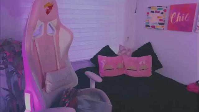Image 4 of keyla_roberts_ Stream on Chaturbate on 1 month ago