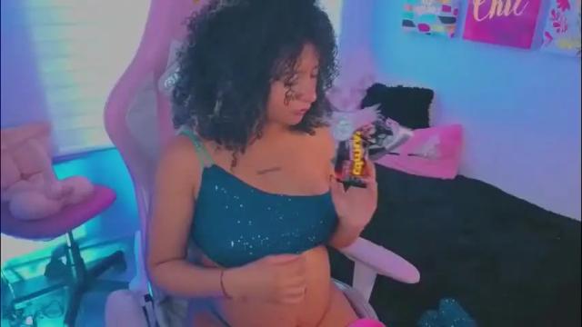 Image 10 of keyla_roberts_ Stream on Chaturbate on 1 month ago