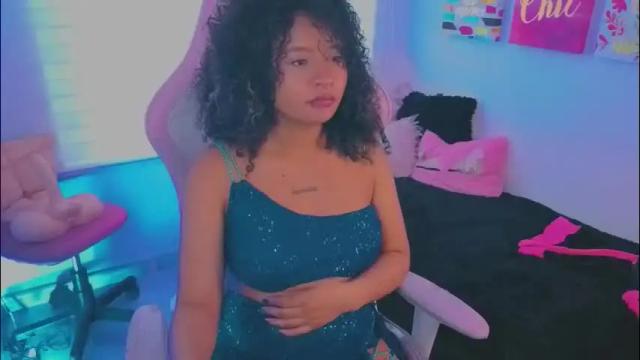 Image 12 of keyla_roberts_ Stream on Chaturbate on 1 month ago