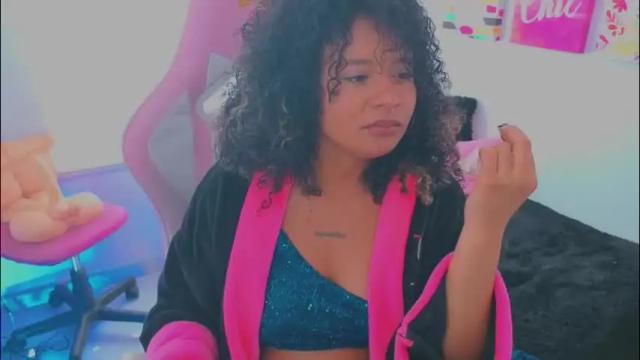 Image 6 of keyla_roberts_ Stream on Chaturbate on 1 month ago