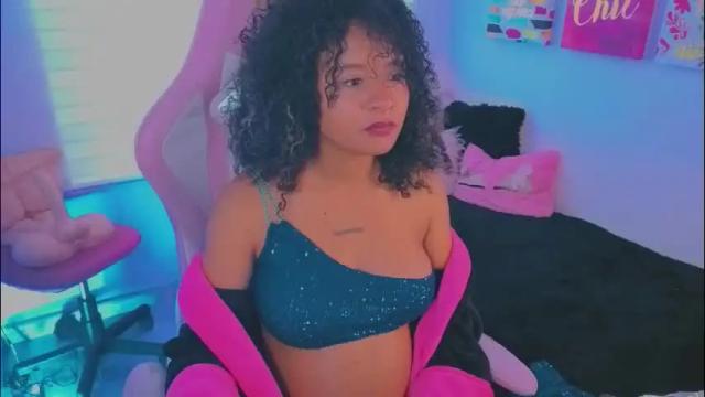 Image 8 of keyla_roberts_ Stream on Chaturbate on 1 month ago