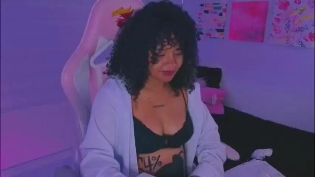 Image 2 of keyla_roberts_ Stream on Chaturbate on 29 days ago