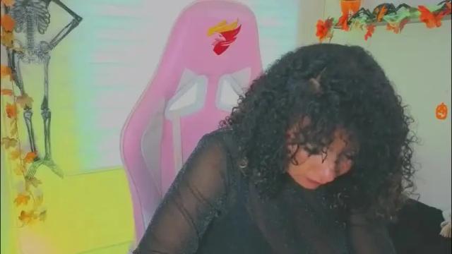 Image 4 of keyla_roberts_ Stream on Chaturbate on 11 hours ago