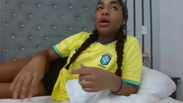 Image 11 of keylaholmes Stream on Chaturbate on 15 months ago