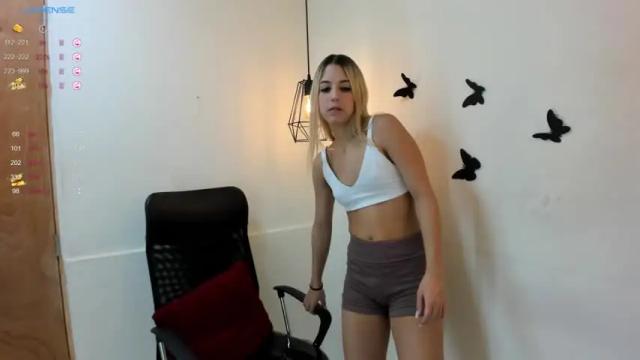 Image 11 of keylly_cute Stream on Chaturbate on 18 months ago