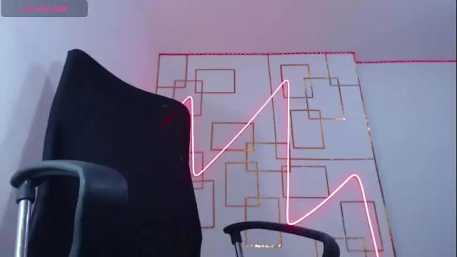 Image 6 of khalany_hadid Stream on Chaturbate on 1 month ago