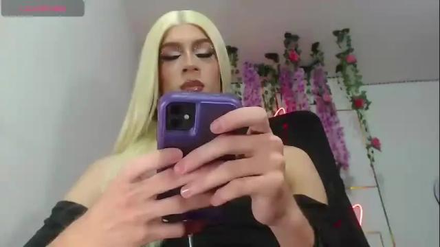 Image 12 of khalany_hadid Stream on Chaturbate on 3 months ago