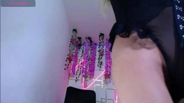 Image 3 of khalany_hadid Stream on Chaturbate on 1 month ago