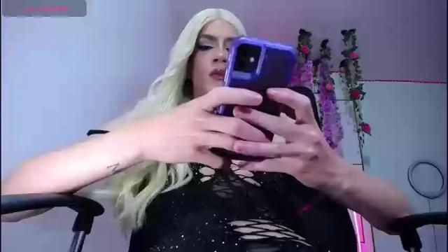 Image 10 of khalany_hadid Stream on Chaturbate on 28 days ago