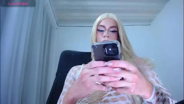 Image 4 of khalany_hadid Stream on Chaturbate on 16 days ago