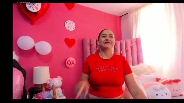 Image 4 of khaleesirous Stream on Chaturbate on 16 months ago