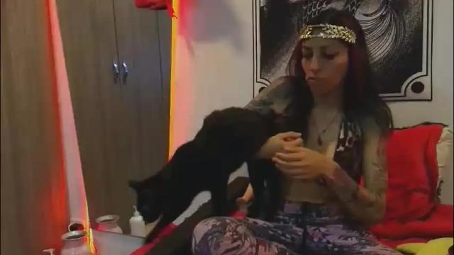 Thumbnail 3, khaleesy13's Stream at Chaturbate, 1 month ago