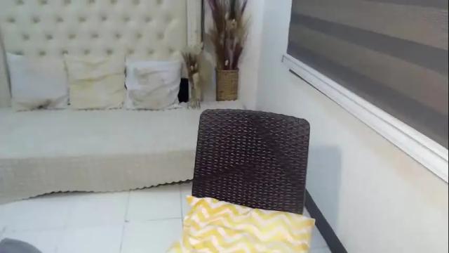 Image 12 of khalifa_foxxx Stream on Chaturbate on 3 months ago