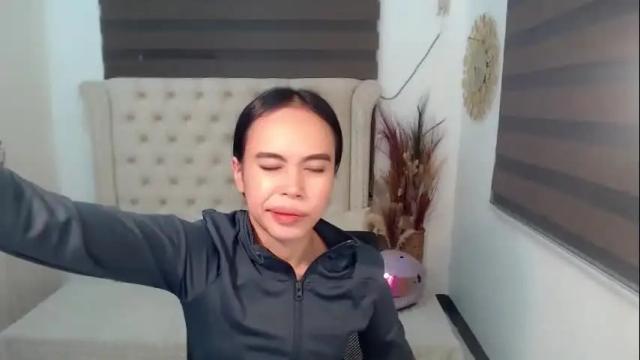 Image 4 of khalifa_foxxx Stream on Chaturbate on 3 months ago