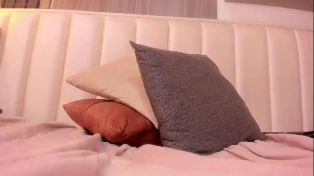 Image 12 of kharla_marin Stream on Chaturbate on 1 month ago