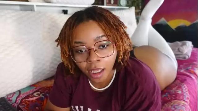 Image 12 of khayaparker Stream on Chaturbate on 10 days ago