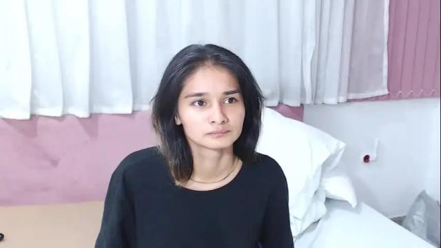 Image 8 of khendra_owen Stream on Chaturbate on 1 month ago
