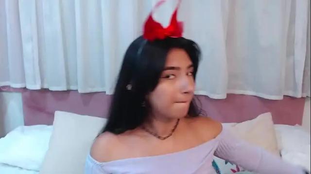 Image 4 of khendra_owen Stream on Chaturbate on 1 month ago