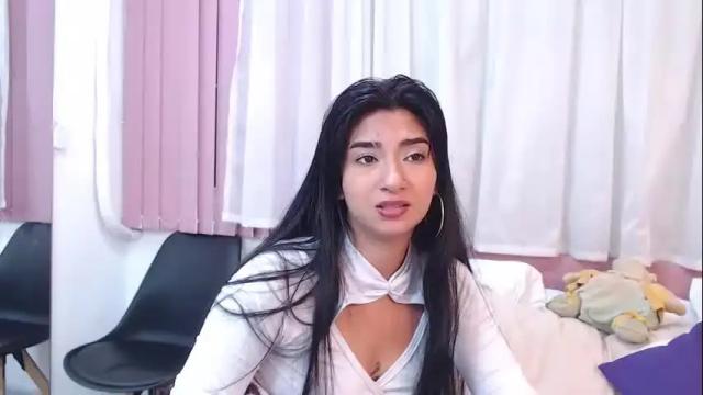 Image 6 of khendra_owen Stream on Chaturbate on 1 month ago