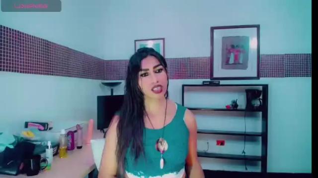 Image 11 of khiara_moretti Stream on Chaturbate on 18 months ago