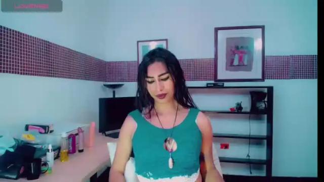 Image 7 of khiara_moretti Stream on Chaturbate on 18 months ago