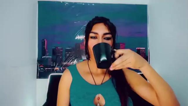 Image 11 of khiara_moretti Stream on Chaturbate on 16 months ago