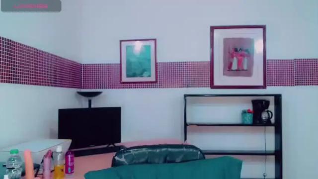Image 10 of khiara_moretti Stream on Chaturbate on 15 months ago