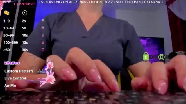 Image 8 of khionebesset Stream on Chaturbate on 2 months ago