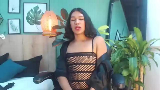Image 2 of khloe_keilar Stream on Chaturbate on 15 months ago