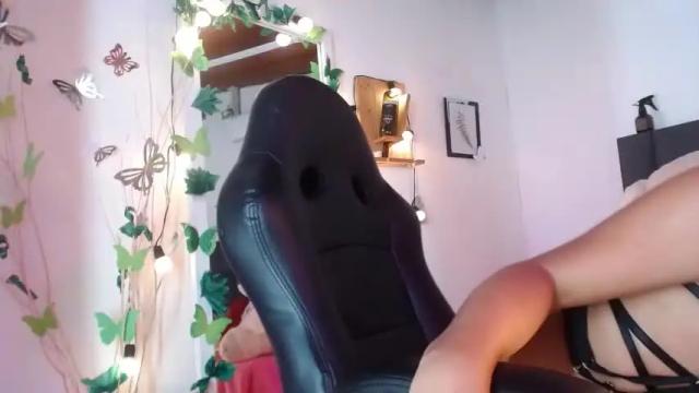 Image 4 of khloe_keilar Stream on Chaturbate on 14 months ago